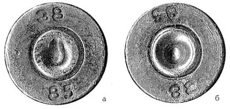 ����� ����� �� ������� �����, ���������� � ��������� �� (�) � ���������-�������� ������� (�)